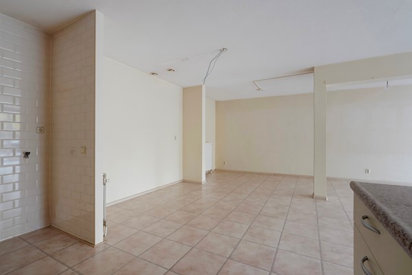 Medium property photo - Marga Klompéstraat 9, 2552 HL Den Haag